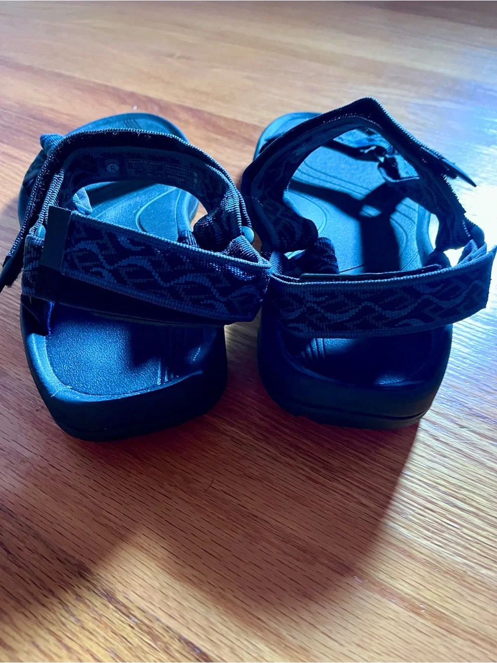 Teva Men’s Hurricane XLT2 Adjustable Velcro Sandals Size 12